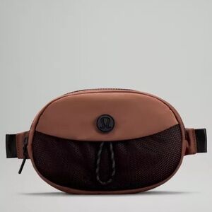 Lululemon Take it On Belt Bag